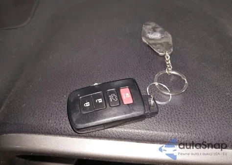 2017 Toyota Rav4 Limited из США, поврежденный, VIN 2T3DFREV9HW634875